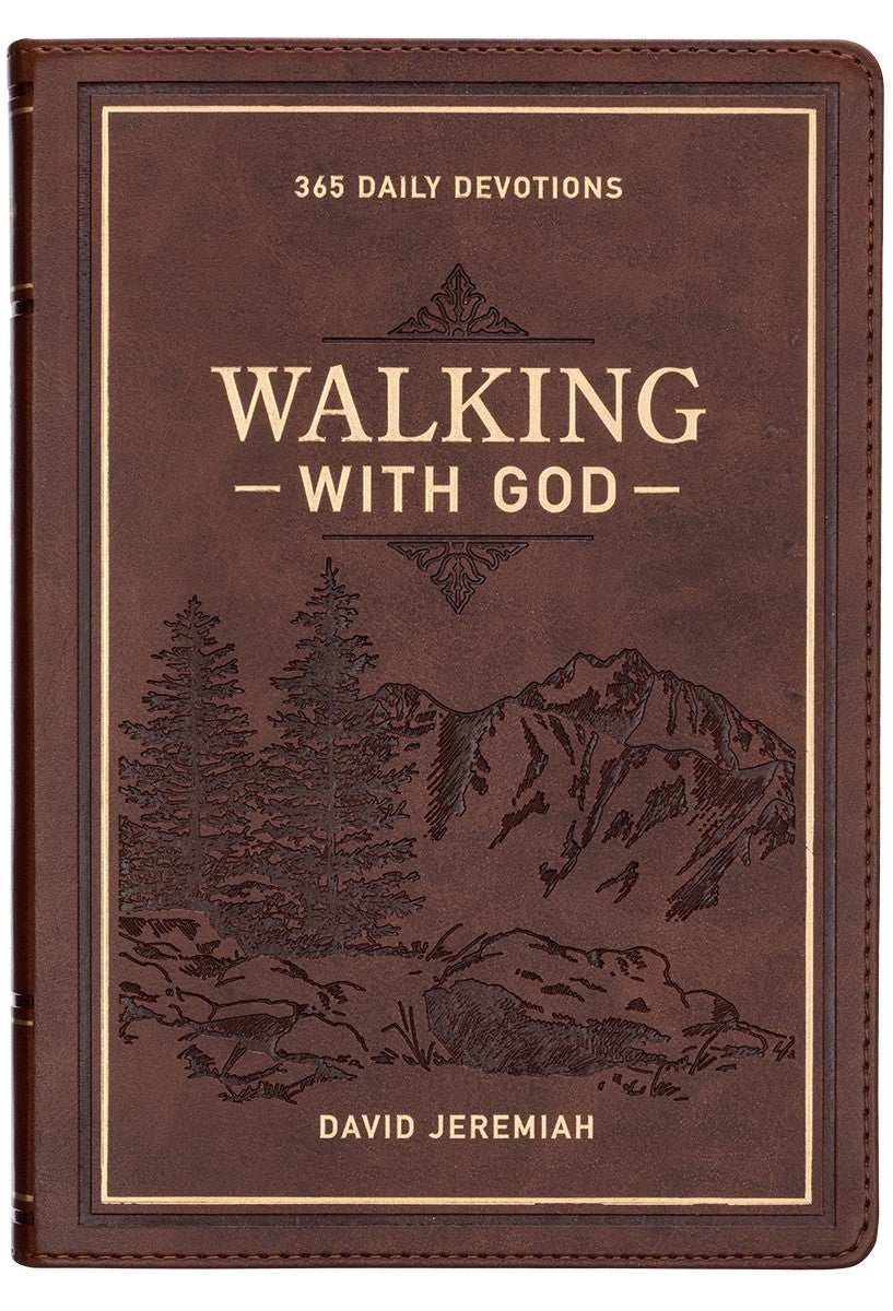 Front cover of Walking with God by David Jeremiah.